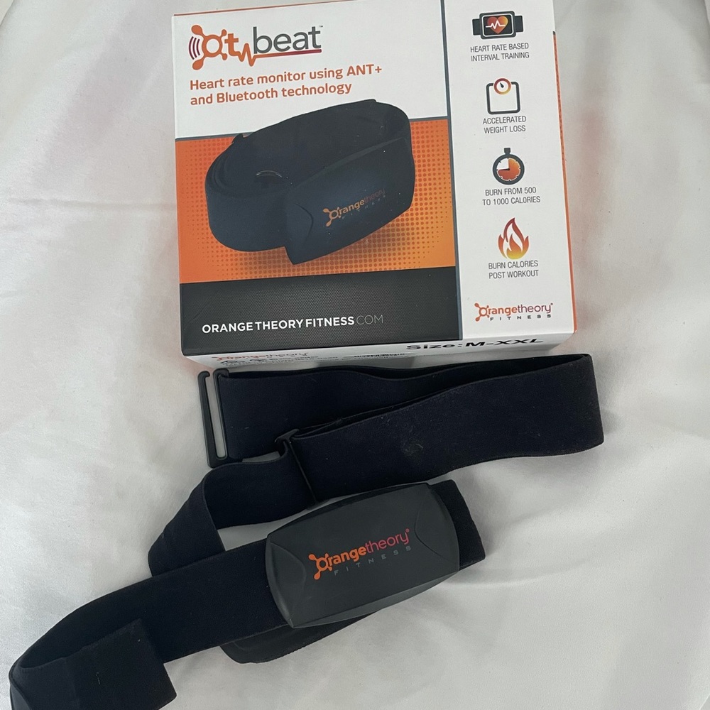 Orange Theory Beat Heart Rate Monitor w Band